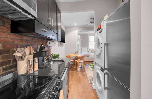Lower East Side Apartment | Boutique-Style 2BR Haven | Sleeps 5 | Heart of LES