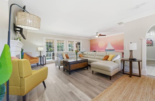 Trailer Estates House | Bradenton Pool Home Near Anna Maria Island & IMG