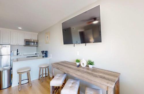 North Forest Beach House | Breakers 225