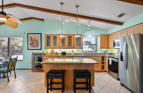 Holmes Beach House | Breakers 3 · Gulf Front · 28-Night Minimum