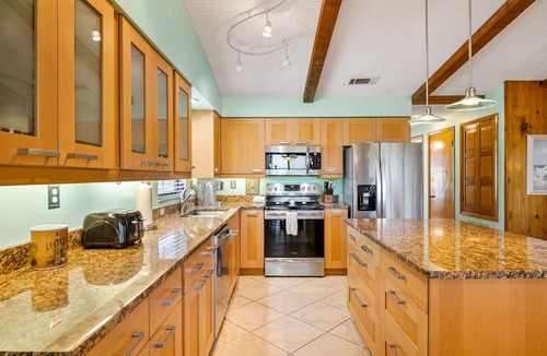 Holmes Beach House | Breakers 3 · Gulf Front · 28-Night Minimum