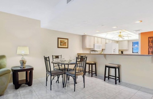 Ocean View Halifax Estates Apartment | Bright apartment w/pool & balcony