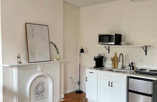 Bedford-Stuyvesant Apartment | Brooklyn sleek studio apartment!