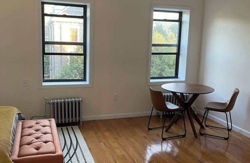 Bedford-Stuyvesant Apartment | Brooklyn sleek studio apartment!