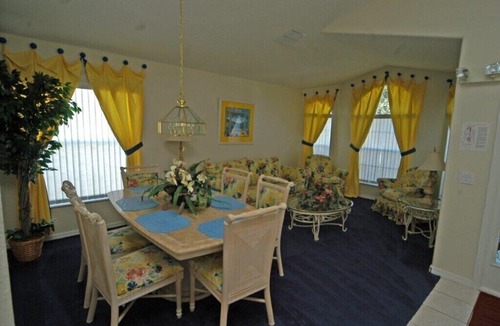 Eagle Pointe South Villa | Budget Getaway - Eagle Pointe - Feature Packed Spacious 3 Beds 2 Baths Villa - 7 Miles To Disney