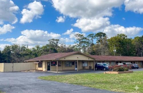 Fellowship Hotel | Budget Host Inn Ocala I-75
