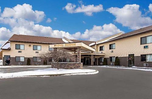 Ithaca Hotel | Budget Inn