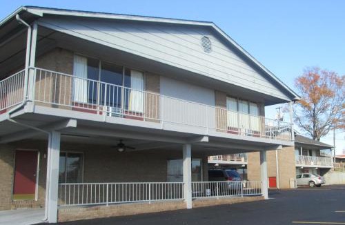 Rockingham Hotel | Budgetel Inn & Suites