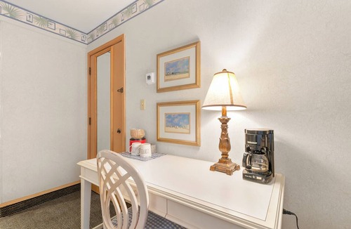 Palm Harbor Condo | Byrnwyck 2172-2174 2 Bedroom 2 bath Adjoining Unit At Innisbrook.