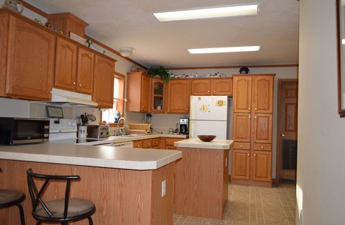The Glade Cottage | Cape Cod in Rehoboth Beach, Pet Friendly