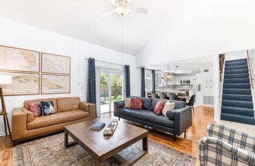 St. Augustine South House | Captains Quarters & Crew - Bring the Pup Too