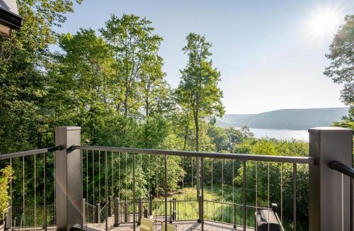 Mountainside House | Casa de Lago