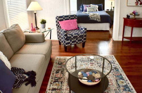 Courier City - Oscawana Apartment | Casablanca of Hyde Park - Adonis - 5 Star Corporate