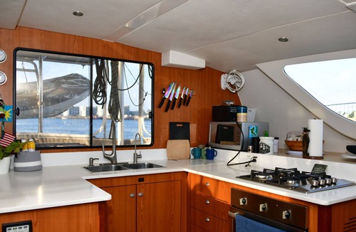 Merritt Island Boat Rental | Catamaran Vacation n the Water!