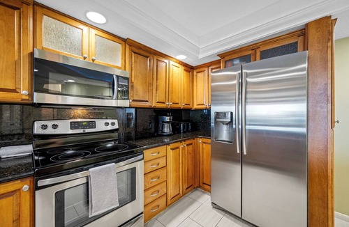 Sand Key Condo | CBC 1-15B - Gulf Front, private balcony, pool, hot tub, gym, pickelball!
