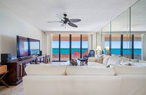 Sand Key Condo | CBC 1-15D – Gulf and Intercoastal water Views-Heated Pool - Spa- Gym!