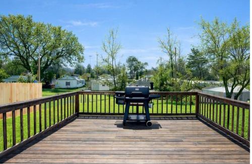 Johnson City House | Centralized Modern Home in Johnson City