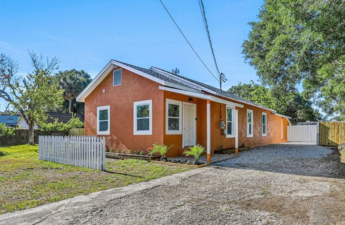 Palm River-Clair Mel House | Centrally located home with a full kitchen, board games, and central AC