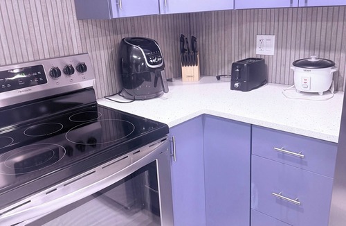 Lakeland House | Centrally Located Work Fun Chillax