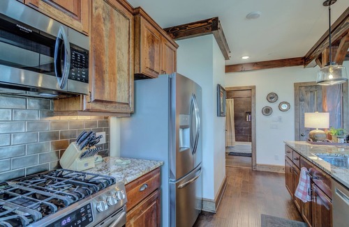 Boone Condo | Chalakee Lodge CK-2- Mountain View, Gated Resort, Indoor/Outdoor Pools & Hot Tub