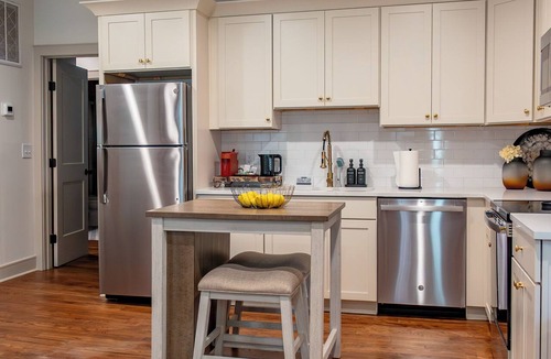 Downtown Apartment | Charming 1-bedroom apartment in adorable Downtown Southern Pines