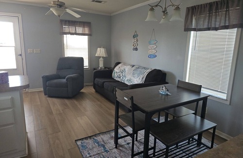 Bayshore Gardens Cottage | Charming 1-bedroom cottage in peaceful RV Resort only 7 Miles from beaches