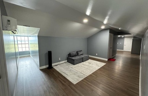 East Palatka Apartment | Charming 1-bedroom apartment #B in fabulous East Palatka with WiFi, AC