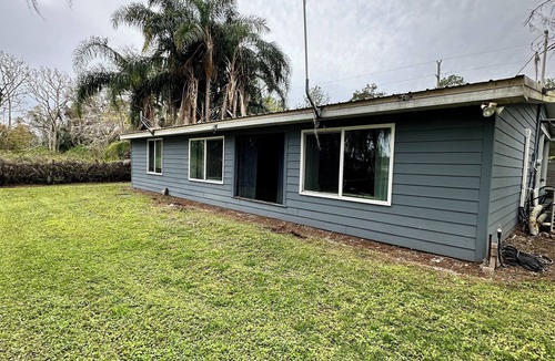 Groveland House | Charming 2-bedroom bungalow on a Private Lake. Great fishing & close to Disney!