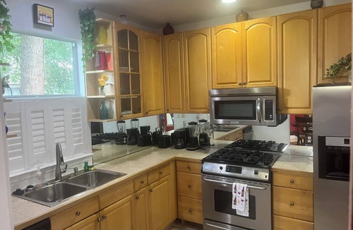 Tampa Heights Villa | Charming 2-bedroom villa in amazing Tampa with AC, WiFi