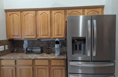 Auburndale House | Charming 3-bedroom house located in Auburndale
