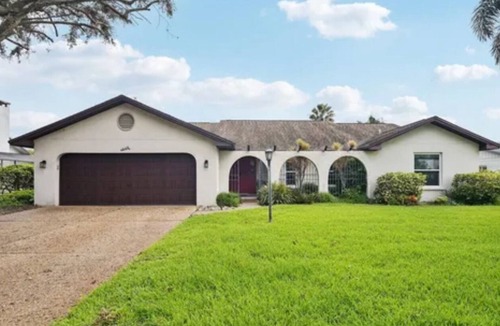 Trailer Estates House | Charming 3-bedroom Home in Bradenton on Premier IMG Golf Course!