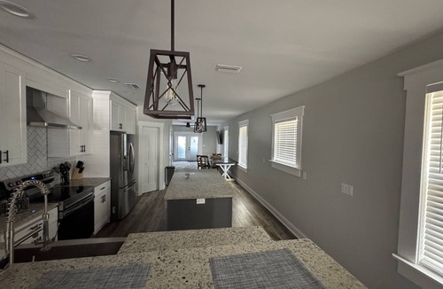 Riverside Heights House | Charming 3-bedroom house with AC and WiFi in enjoyable Tampa