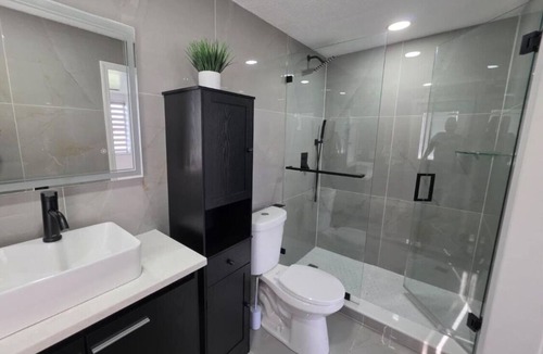 Egypt Lake-Leto House | Charming 3-bedroom house with AC in tranquil Tampa.