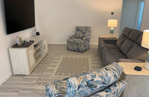 Okahumpka House | Charming 3-bedroom house in The Villages with WiFi, AC