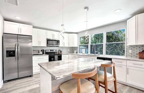 Pompano Beach House | Charming 3BR Getaway 10 min to Beach