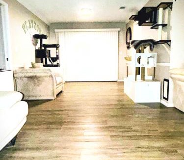 Beacon Woods East House | Charming 4 bed 3 bath single family home in Hudson