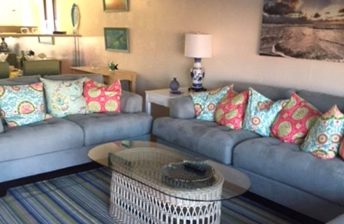 Bradenton Beach Condo | Charming and Updated 1 Bedroom in Runaway Bay on Bradenton Beach