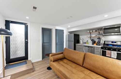 Bloomingdale Condo | Charming Bloomingdale Retreat | 2BR Private Condo