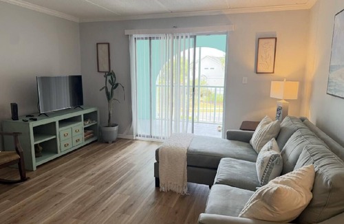 Dunedin Condo | Charming Condo Retreat in Dunedin