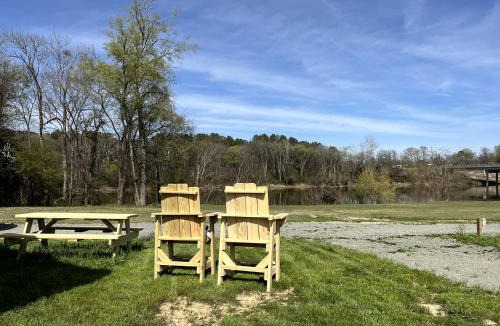 Lillington House | Charming Covered Wagon Retreat for Four in Lillington, North Carolina