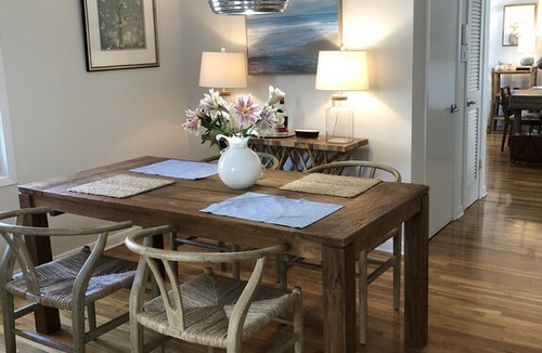 Harleston Village House | Charming downtown classic with parking