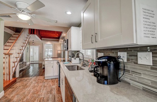 Gulfport House | Charming Downtown Gulfport Escape, Snowbird Friendly