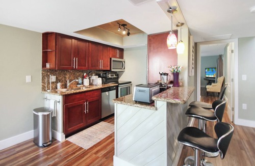 Trailer Estates House | Charming golf course front home near IMG and Anna Maria Island - LuvLax