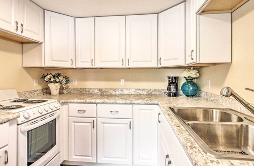 Great Falls Cottage | Charming Great Falls Cottage~2 Mi to Downtown