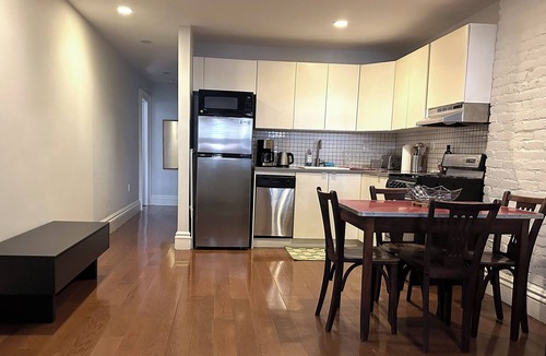 Carroll Gardens Apartment | Charming modern garden apartment