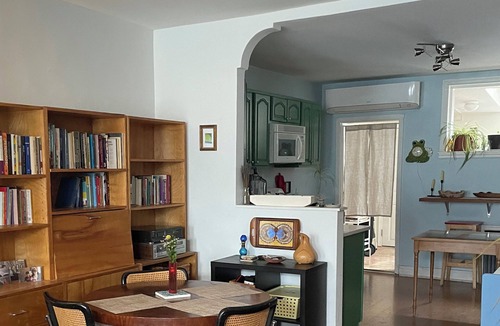 Whitman House | Charming South Philly House with yard, BBQ, art studio <3