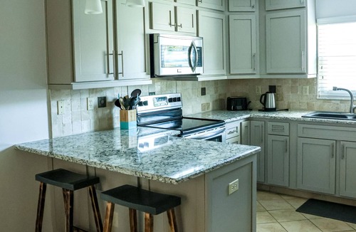 West Bradenton Villa | CHARMING VACATION HOME#FREE HEATED POOL#IMG#AMI