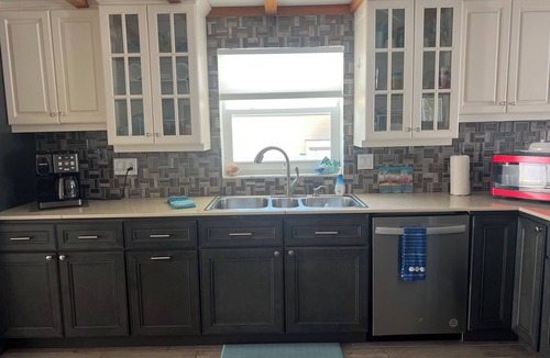 Flor-a-mar House | Charming Waterfront Gem Coastal Retreat I 2BR/2BA