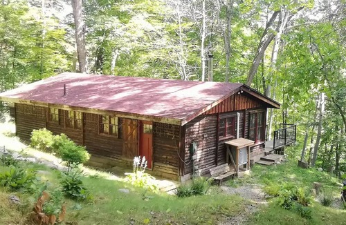 Greater Madawaska Cottage | Charming waterfront cottage @serene natural beauty