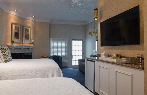 Spring Lake Hotel | Chateau Inn and Suites